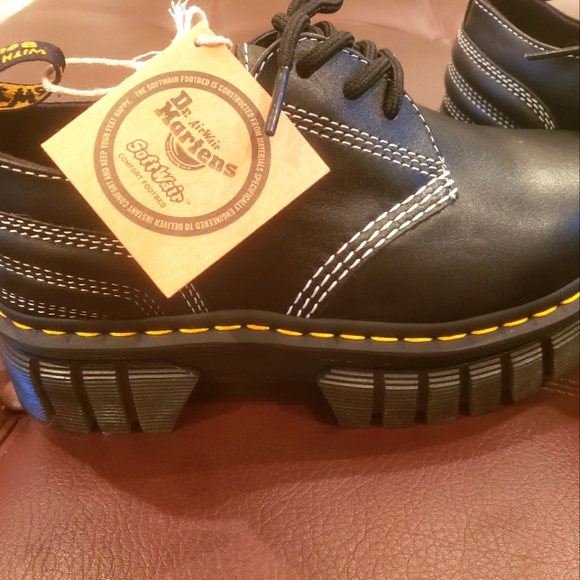 Dr. Martins AUDRICK WHITE STITCH LEATHER PLATFORM SHOES - Picture 2 of 9